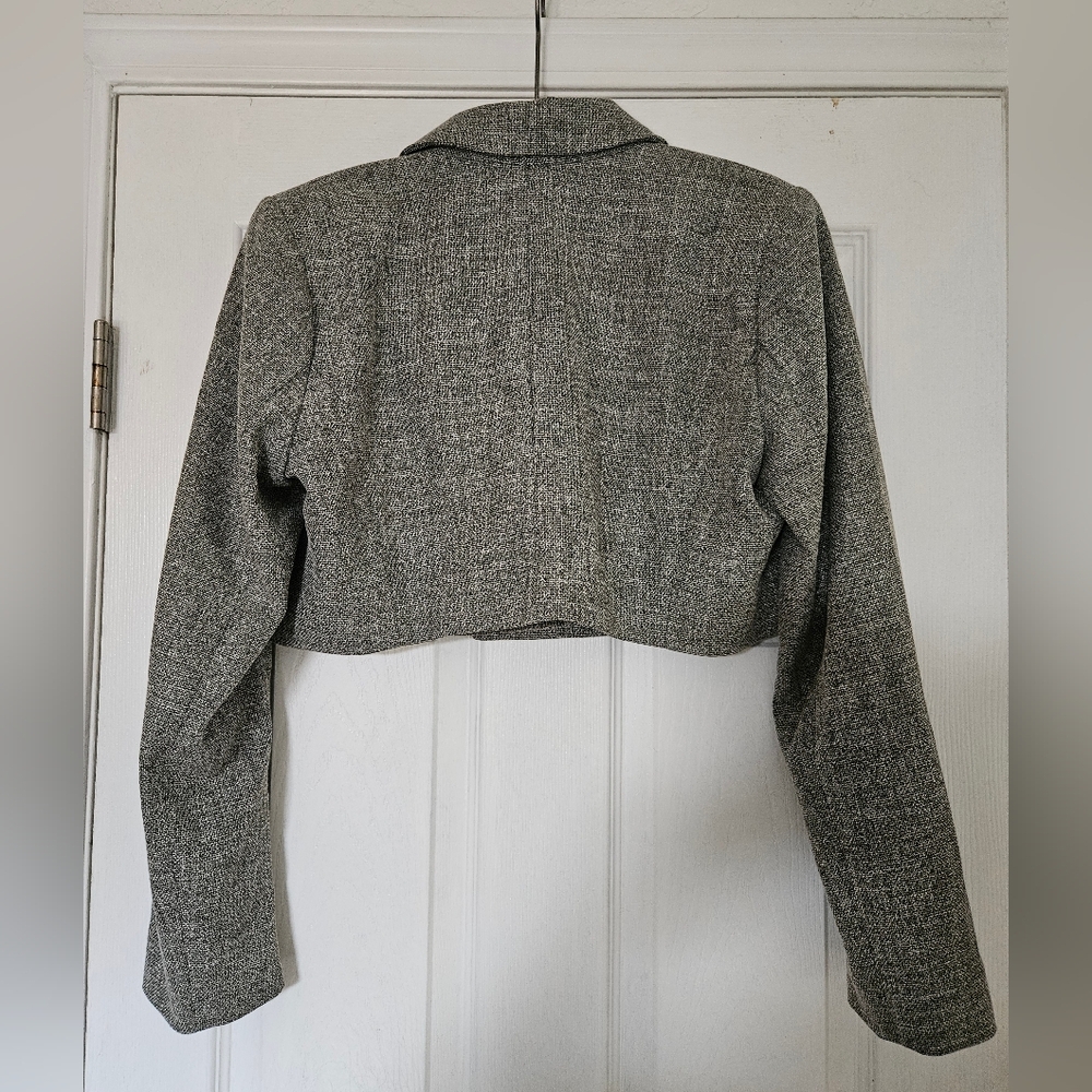 House Of Harlow 1960 Grey Crop Long Sleeve Blazer Size Large - Picture 6 of 7